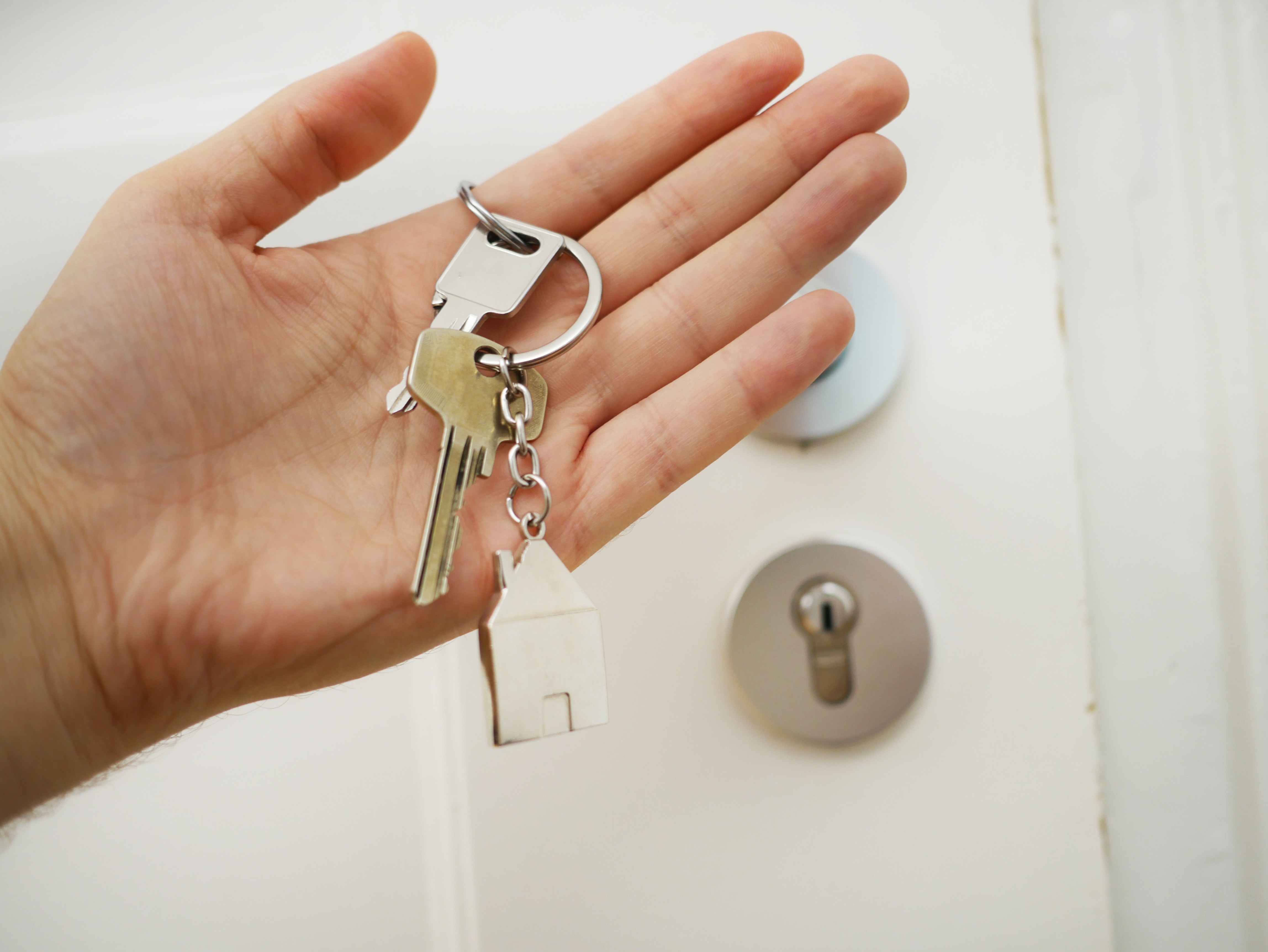 specialist independent living house keys - falcon housing association